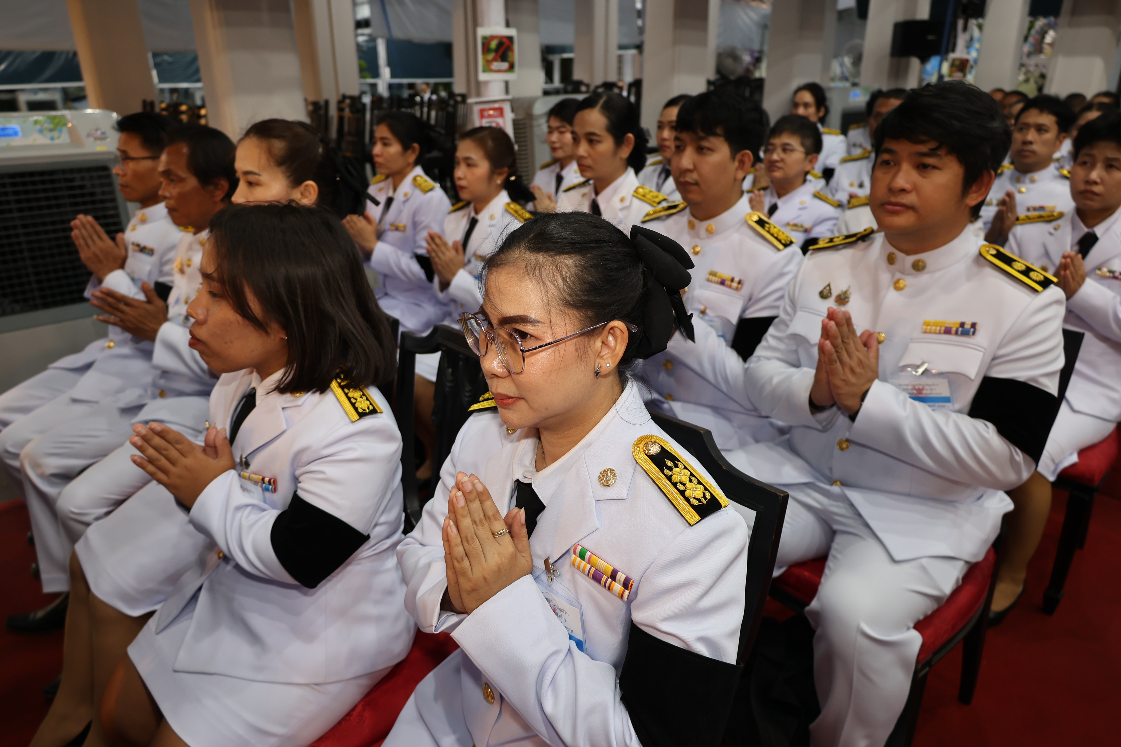 title - สำนักงานการปฏิรูปที่ดินเพื่อเกษตรกรรม รับพระราชทานพระบรมราชานุญาตให้ร่วมเป็นเจ้าภาพบำเพ็ญกุศลถวายพระบรมศพ สมเด็จพระนางเจ้าสิริกิติ์ พระบรมราชินีนาถ พระบรมราชชนนีพันปีหลวง (Re-post)